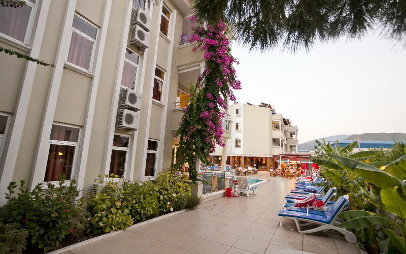 Candan Apartments photo 3