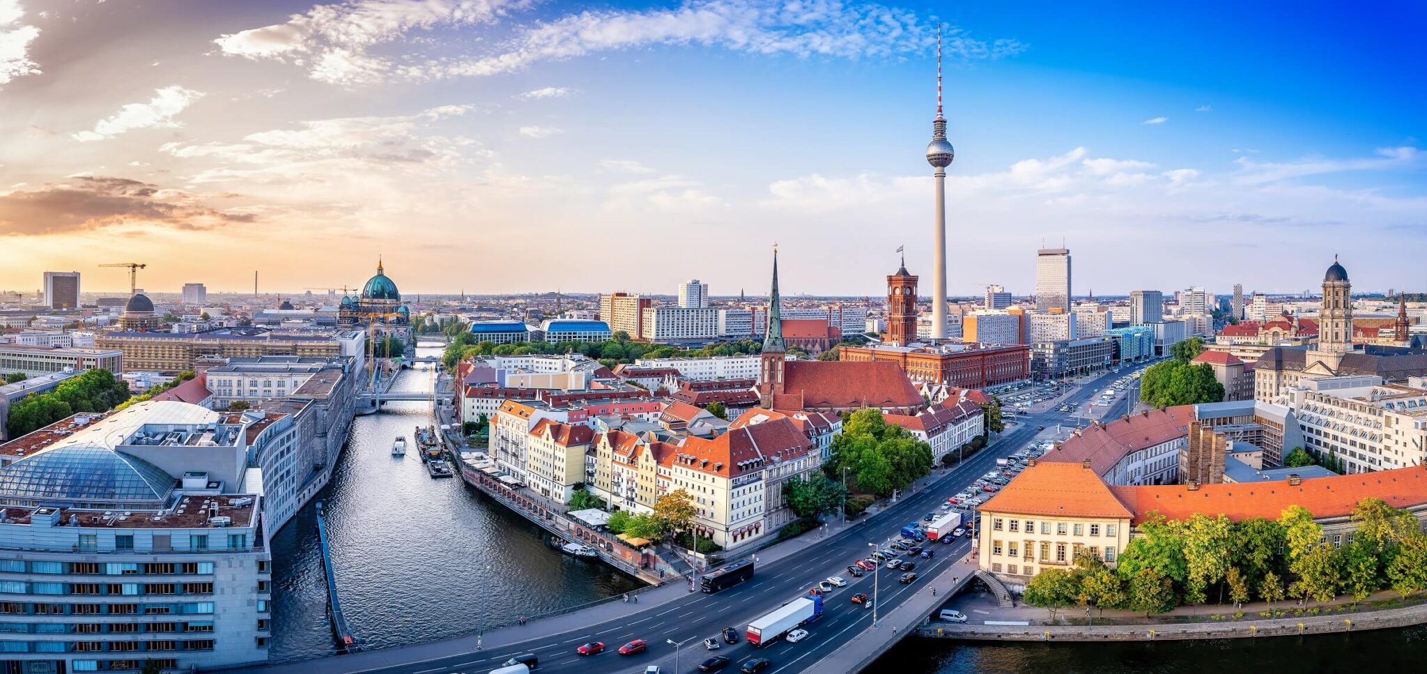 Berlin skyline as the sunsets